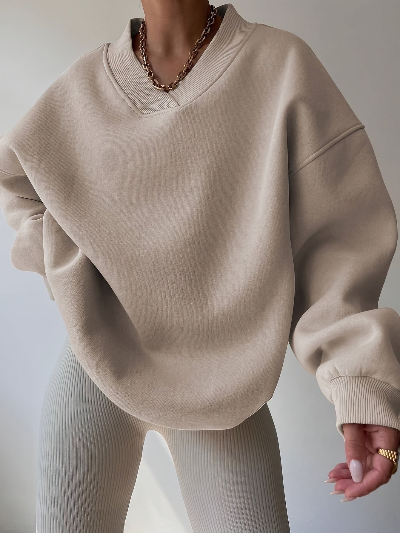 Bella | Pullover-Sweatshirt mit überschnittenen Schultern